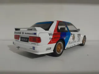 BMW E30 M3 Escala 1/18