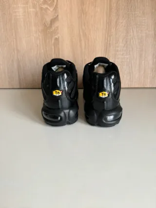 Nike Air Max Plus TN Talla 37.5