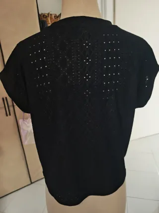 Maglietta nera Pimkie traforata