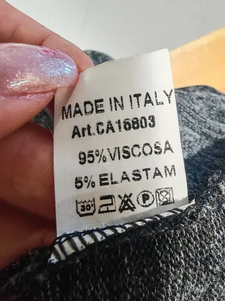 Cardigan grigio lungo con tasche