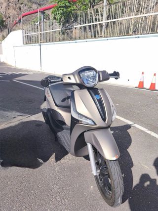 Piaggio Liberty S 125 Scooter