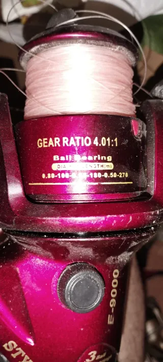 Lote de 10 carretes de pesca, Style E-90y varios