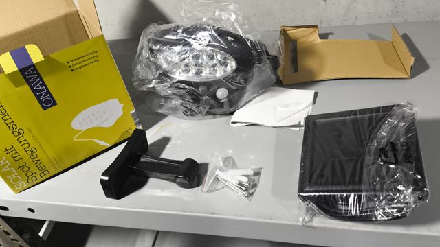 Foco Solar Orientable 100 Lúmenes