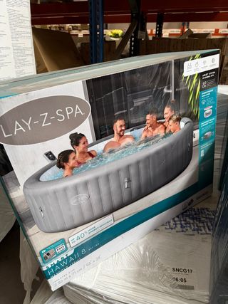 Bestway SaluSpa Hawaii Smart AirJet - Bañera de hidromasaje inflable redonda portátil para 6 a 8 personas con 190 AirJets, control de aplicación y cubierta EnergySense, gris