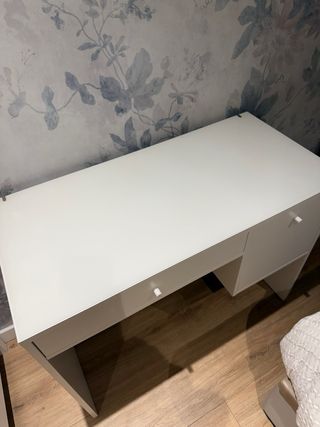 Tocador/escritorio blanco Ikea