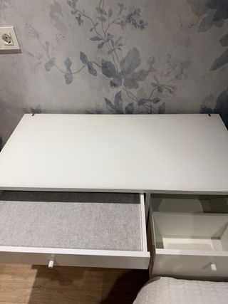 Tocador/escritorio blanco Ikea