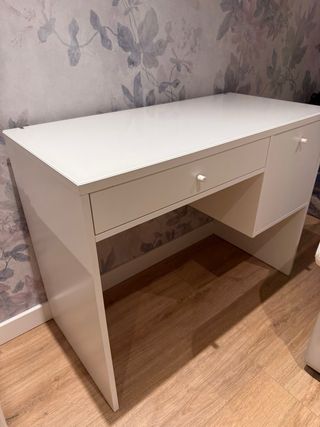 Tocador/escritorio blanco Ikea
