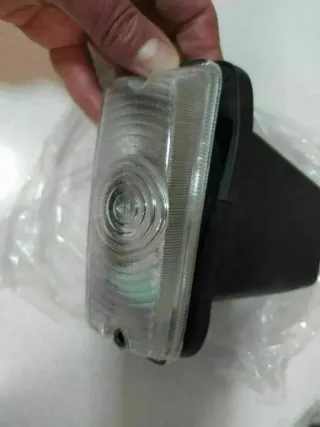 Piloto delantero derecho SEAT 850