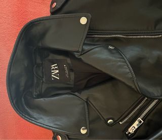 Chaqueta Zara Piel Negra Talla M
