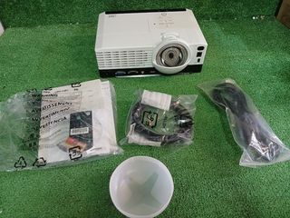 Proyector Ricoh PJ X4241N 3300 lúmenes