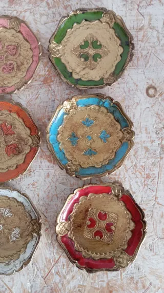 Sottobicchieri vintage decorati oro e colori