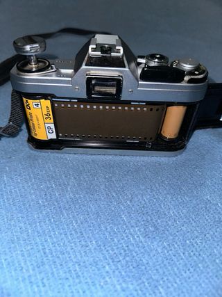 Cámara Canon AT-1 Plata y Negra