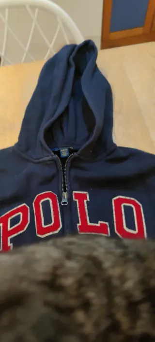 Cuatro sudaderas niño. Venta individual