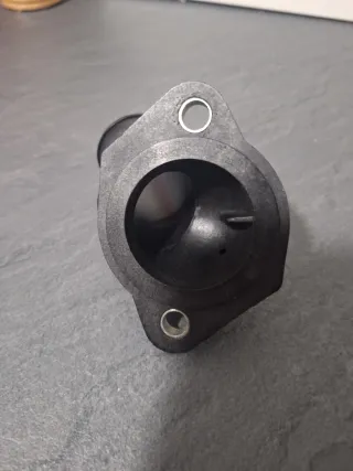 Tapa termostato Peugeot 405