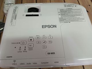 Proyector Epson EB-W05 3LCD Blanco