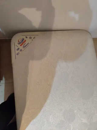 Base tapizada beige/blanca