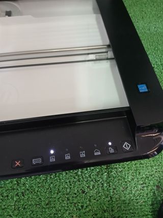 HP Scanjet Escáner de Superficie Plana Pro 2500 f1