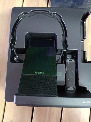 Yealink WH67 Auricular Inalámbrico DECT con Base