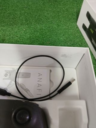 Parrot Anafi - Dron cuadricóptero