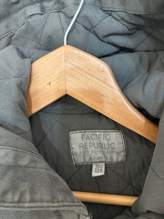 Cazadora bomber Pull and Bear verde militar