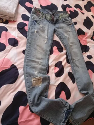 Pantalones vaqueros Desigual