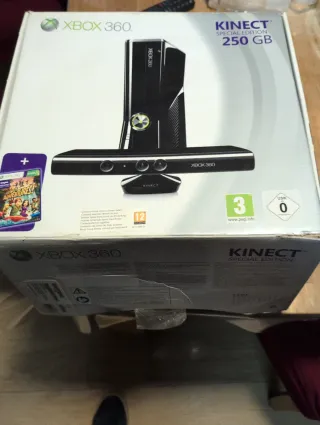 Xbox 360 Kinect Edición Especial 250GB