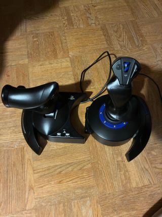 Joystick Thrustmaster T.Flight Hotas 4 PS4