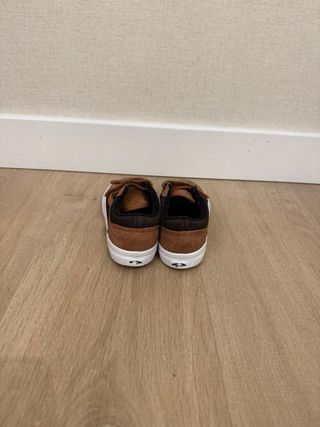 Vans niño talla 26