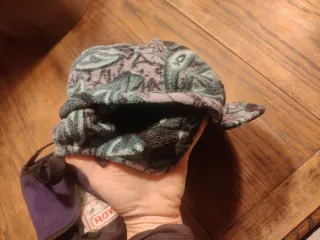 Gorra de polar multicolor vintage