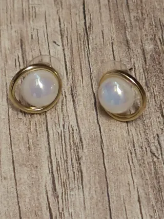 Pendientes aro y Perla Blanca nacarada , Zamak Oro