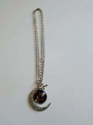 Collana costellazione Leone con luna