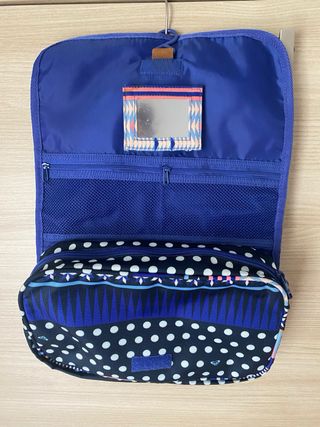 Neceser Roxy Azul y Blanco