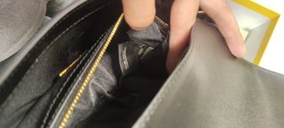 Bolso de hombro FENDI Baguette negro