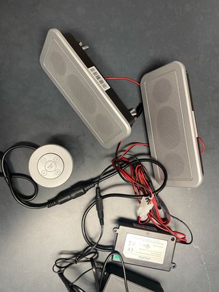 Kit de altavoces y control