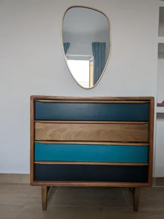 Cassettiera solida in legno