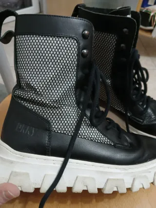 Stivaletti DKNY n.36