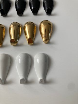 Lotto stock 12 ganci quadri goccia bianco nero