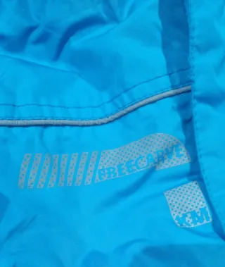 Tuta da neve azzurra taglia 4 anni