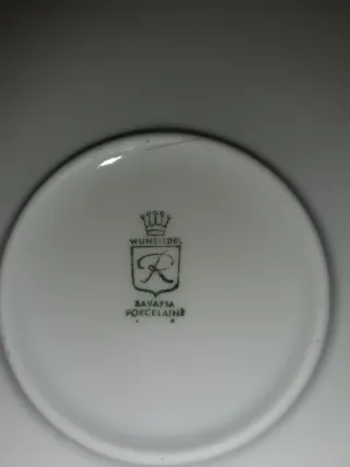 Sopera vintage de porcelana y cafetera