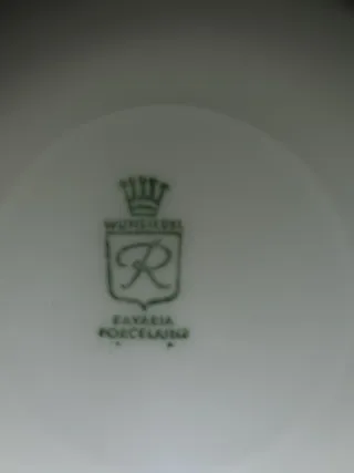 Sopera vintage de porcelana y cafetera