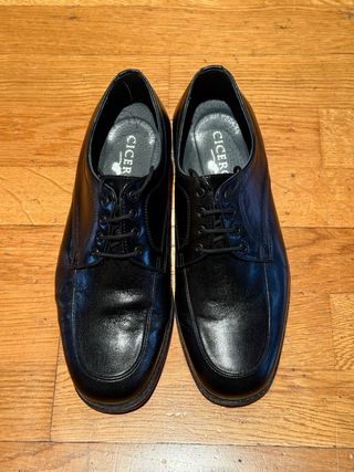 Zapatos de piel negros talla 41