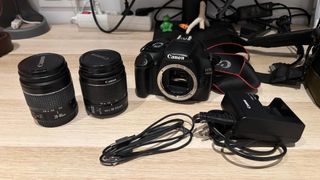 Camara Canon EOS 1100D + 2 Objetivos