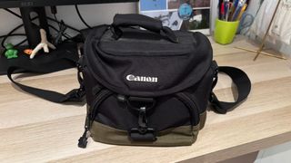 Camara Canon EOS 1100D + 2 Objetivos