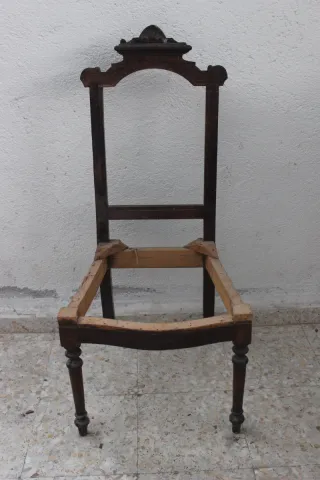 Estructura silla antigua para tapizar