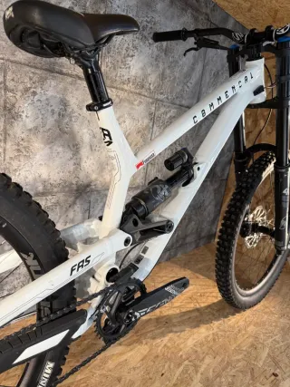 Commencal FRS 2025 - Como Nueva