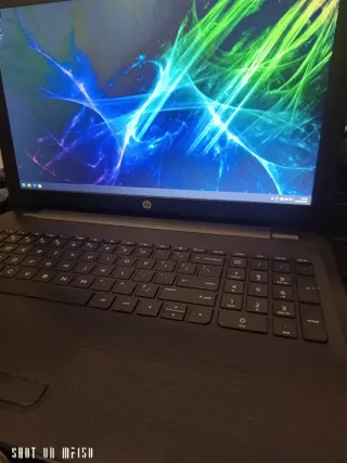 Laptop HP 15-AY041wm AMD A8