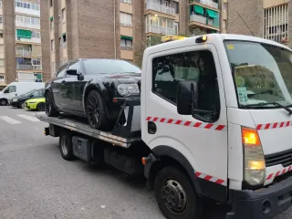 Servicio de grúa Asistencia en carretera 636517189