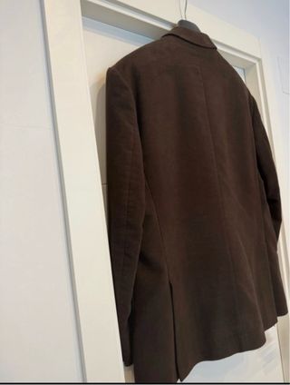 Blazer/Americana color marrón Cortefiel. Talla 56