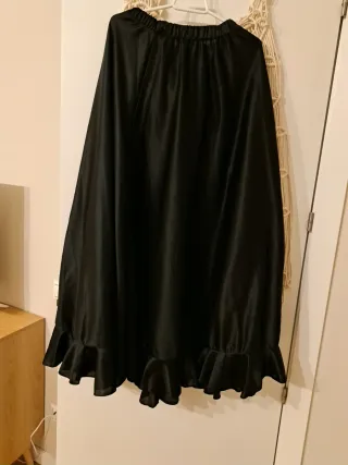 Falda negra larga con volante, flamenco/ disfraz