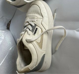 Scarpe donna beige/bianche